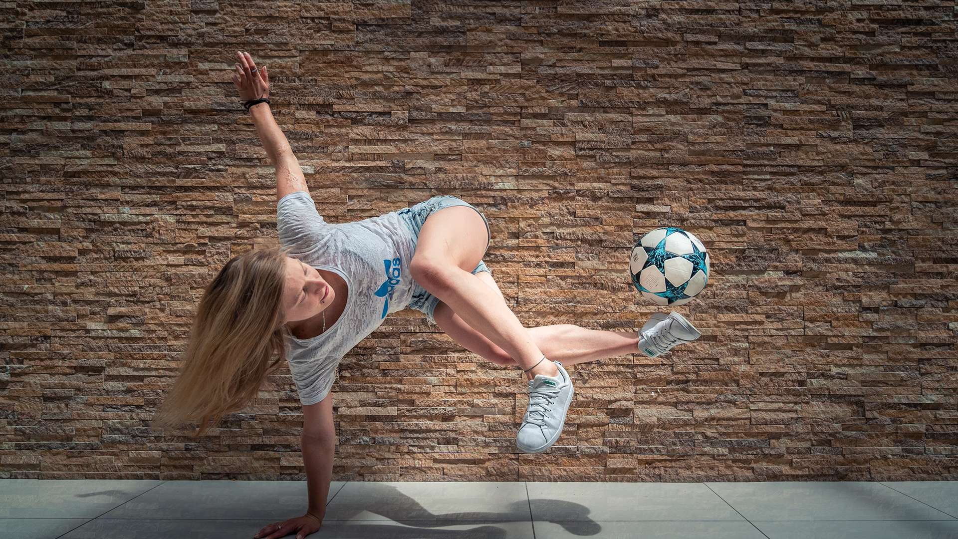 帮助我们更 帮助我们更